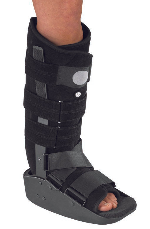 MaxTraxÂª Walker Boot, Small