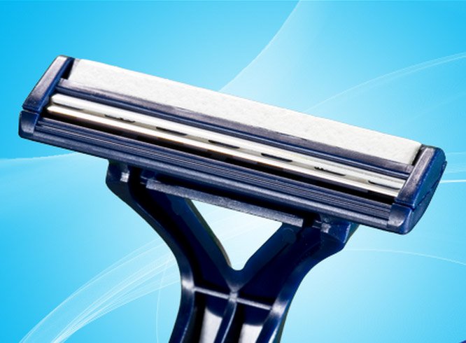 PersonnaÂ¨ Twin Blade Razor
