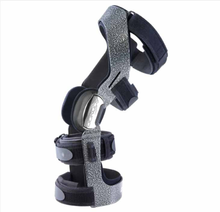 Armor FourcePointÂª Right Knee Brace, Medium