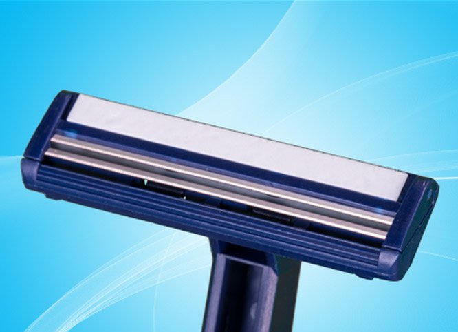 Val-U-ShaveÂª Razor