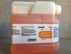 EcolabÂ¨ 1:128 Floor Cleaner Liquid 1.3 Liter